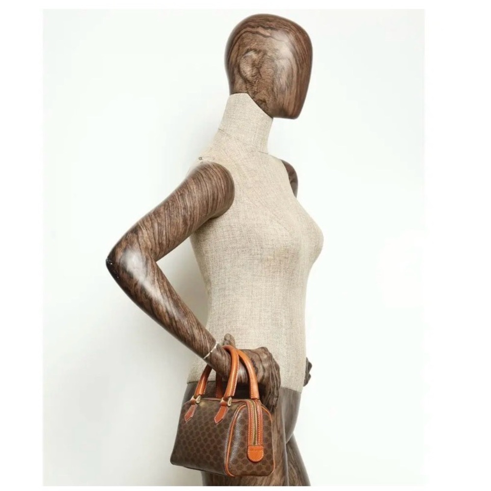 Celine Brown SM Boston bag retails $2,600 USD - Picture 6 of 17